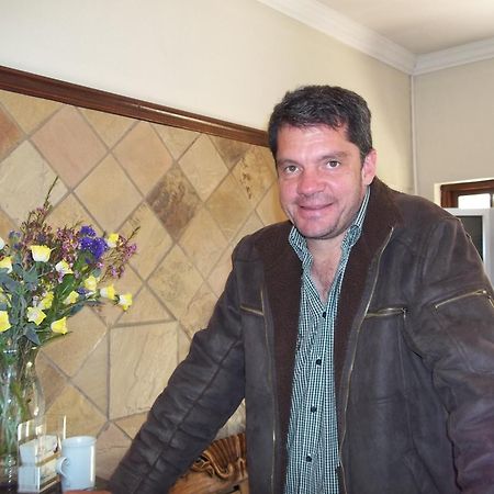Rise And Shine Lodge Bloemfontein Buitenkant foto