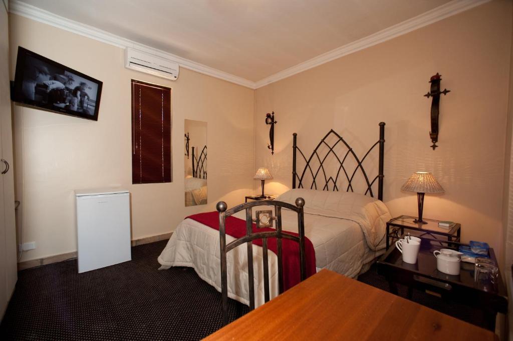 Rise And Shine Lodge Bloemfontein Kamer foto