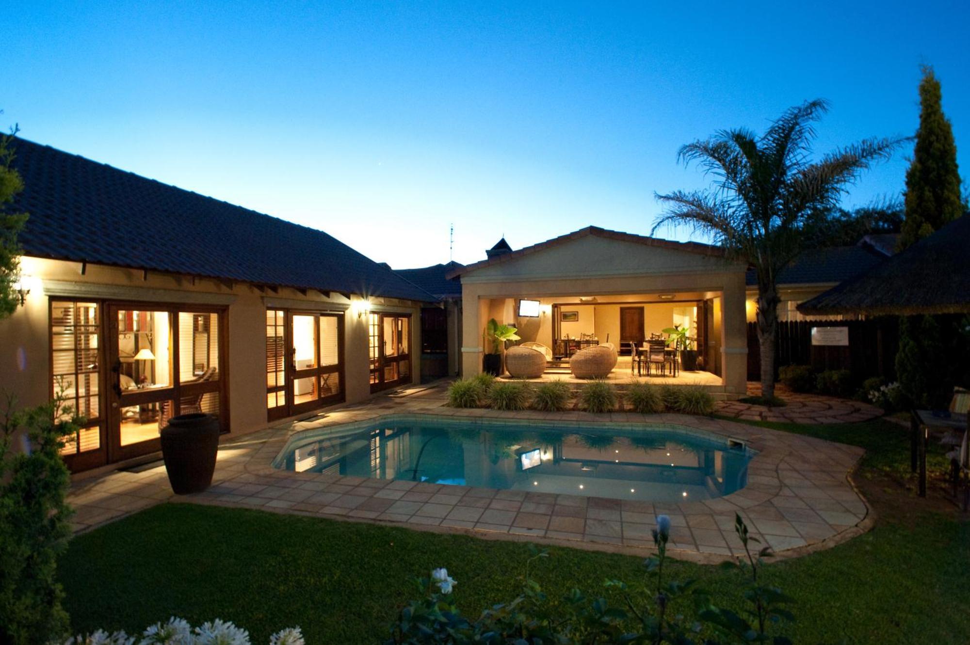Rise And Shine Lodge Bloemfontein Buitenkant foto
