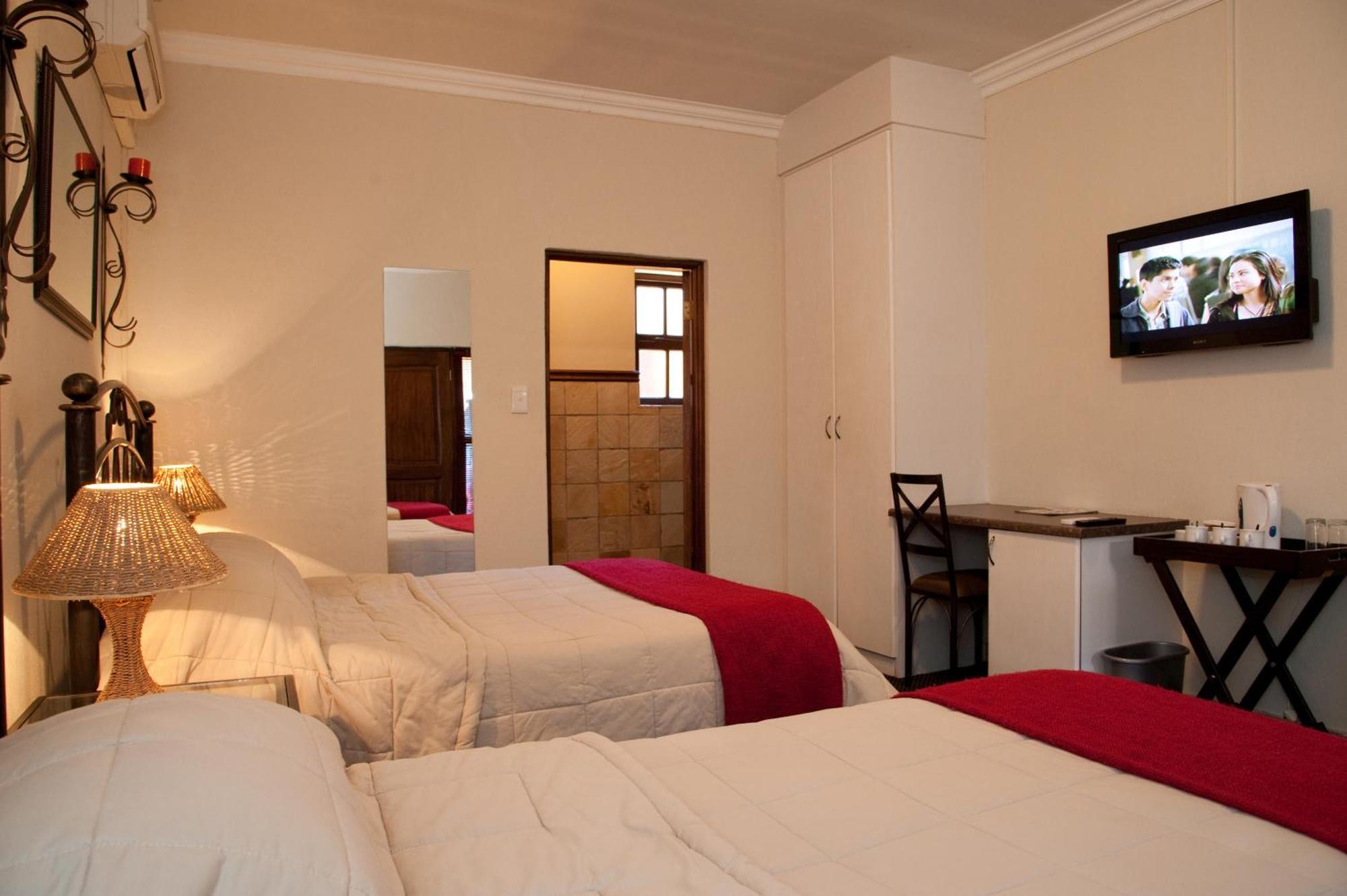 Rise And Shine Lodge Bloemfontein Buitenkant foto