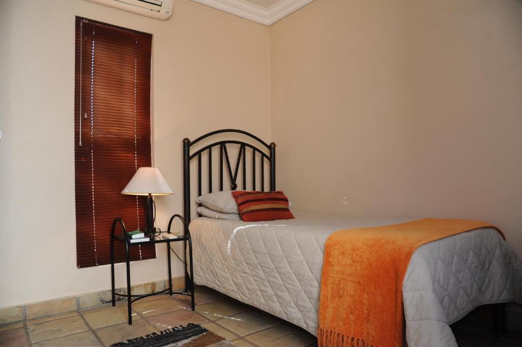 Rise And Shine Lodge Bloemfontein Kamer foto